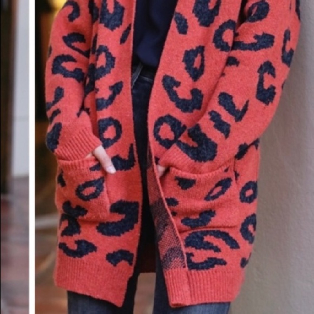 Red & Navy Leopard Print Oversized Soft Knit Cardigan - Picture 2 of 2